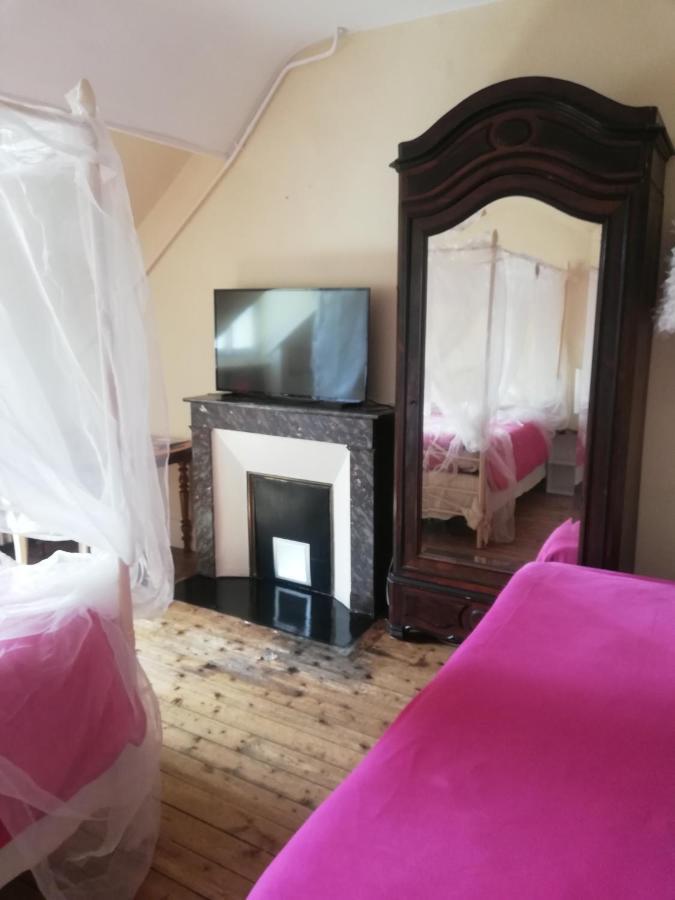 شقة La Chambre D'Hote De Christelle شيربوغ أون كوتننتين المظهر الخارجي الصورة